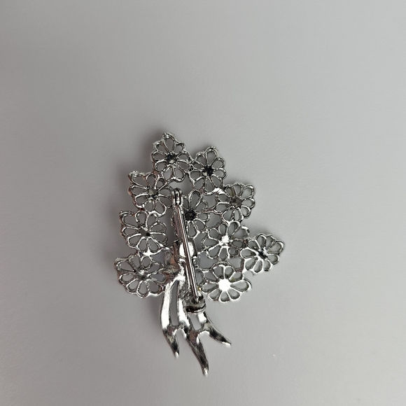 Vintage Costume Silver Tone Aurora Borealis Rhinestone Bridal Brooch - Picture 3 of 9